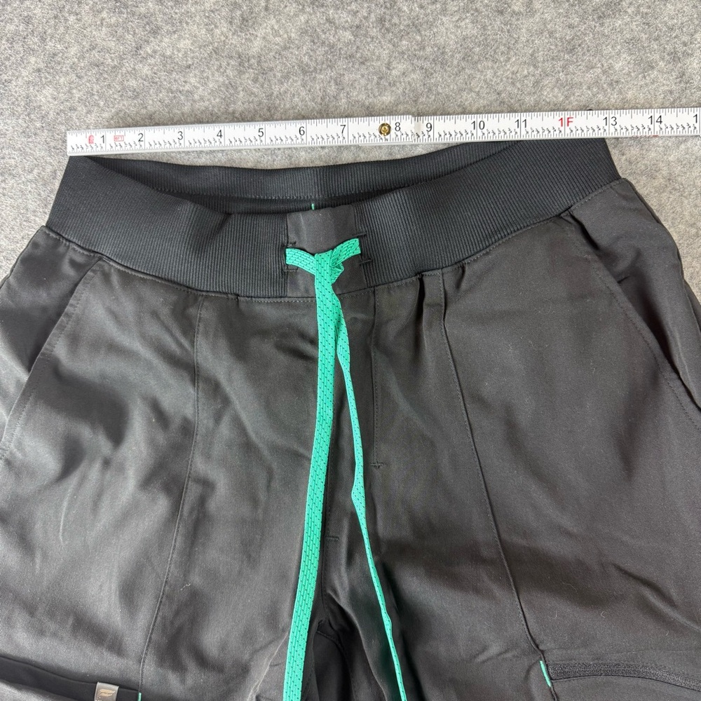 FABLETICS FEEL GOOD PERFORMANCE SCRUBS CUFFED ANK… - image 4